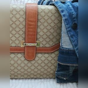 Authentic CELINE Macadam Crossbody Clutch Shoulder Vintage Bag WOC